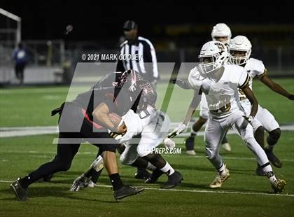 Thumbnail 1 in Italy vs. Hamilton (UIL 2A D1 Bi-District) photogallery.