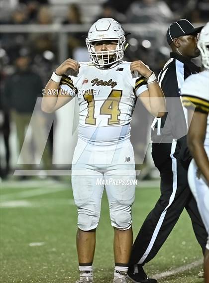 Thumbnail 3 in Italy vs. Hamilton (UIL 2A D1 Bi-District) photogallery.