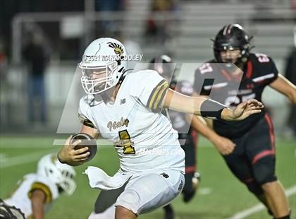 Thumbnail 1 in Italy vs. Hamilton (UIL 2A D1 Bi-District) photogallery.