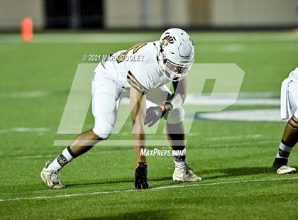 Thumbnail 1 in Italy vs. Hamilton (UIL 2A D1 Bi-District) photogallery.