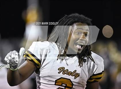 Thumbnail 2 in Italy vs. Hamilton (UIL 2A D1 Bi-District) photogallery.