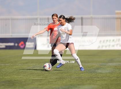 Thumbnail 2 in Maple Mountain vs. Brighton (UHSAA 5A Semifinal) photogallery.