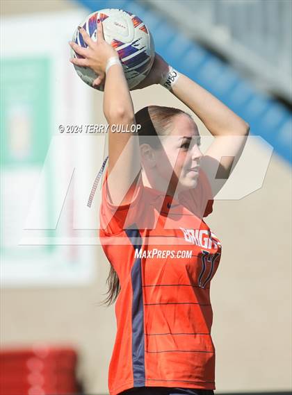 Thumbnail 2 in Maple Mountain vs. Brighton (UHSAA 5A Semifinal) photogallery.