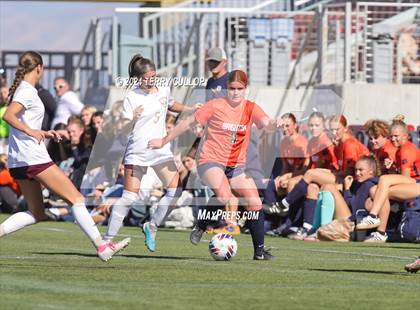 Thumbnail 2 in Maple Mountain vs. Brighton (UHSAA 5A Semifinal) photogallery.