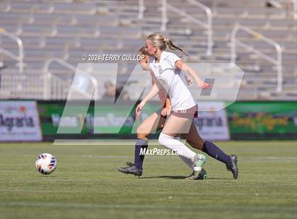 Thumbnail 1 in Maple Mountain vs. Brighton (UHSAA 5A Semifinal) photogallery.