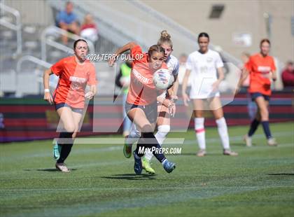 Thumbnail 2 in Maple Mountain vs. Brighton (UHSAA 5A Semifinal) photogallery.