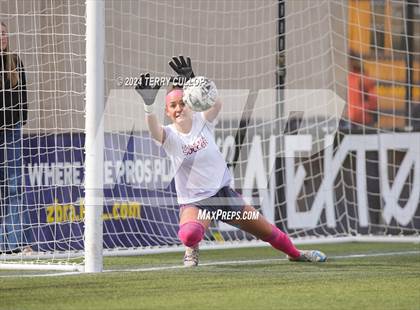 Thumbnail 2 in Maple Mountain vs. Brighton (UHSAA 5A Semifinal) photogallery.