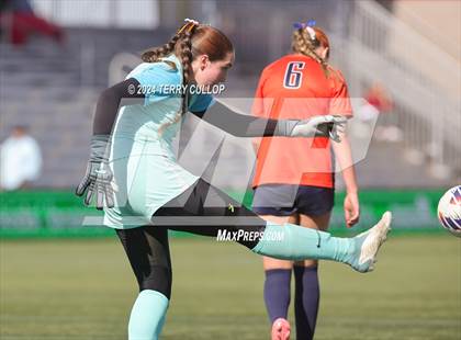 Thumbnail 1 in Maple Mountain vs. Brighton (UHSAA 5A Semifinal) photogallery.