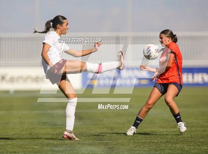 Thumbnail 3 in Maple Mountain vs. Brighton (UHSAA 5A Semifinal) photogallery.
