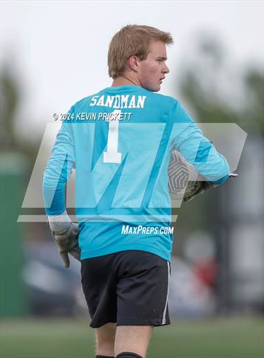 null - Photo 01