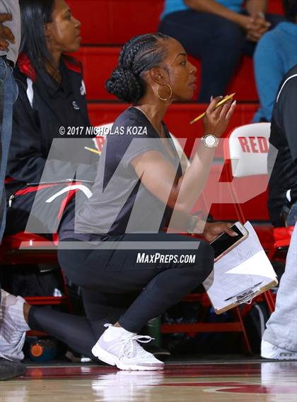 Thumbnail 3 in Serra vs. Harvard-Westlake (Battle at the Beach) photogallery.