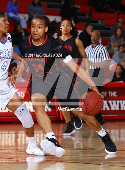 Thumbnail 2 in Serra vs. Harvard-Westlake (Battle at the Beach) photogallery.
