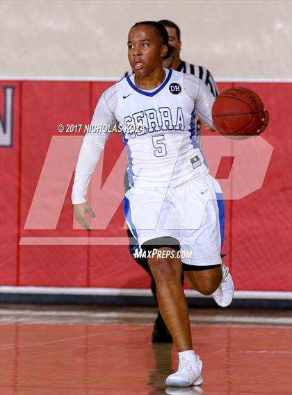 Thumbnail 2 in Serra vs. Harvard-Westlake (Battle at the Beach) photogallery.