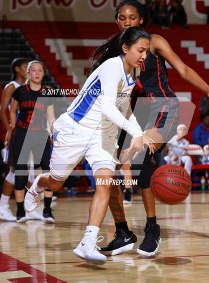 Thumbnail 1 in Serra vs. Harvard-Westlake (Battle at the Beach) photogallery.
