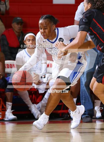 Thumbnail 2 in Serra vs. Harvard-Westlake (Battle at the Beach) photogallery.