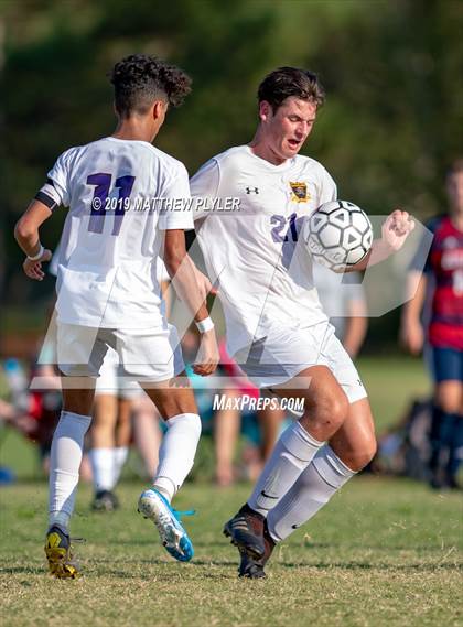 Thumbnail 3 in Terry Sanford vs. Jack Britt (Battle for the Bell) photogallery.