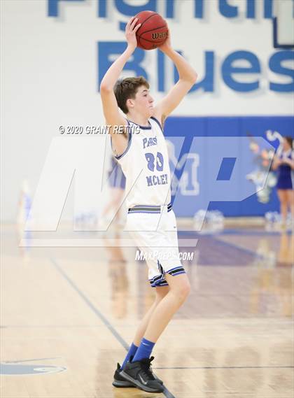 Thumbnail 2 in Wythe vs. McCluer photogallery.