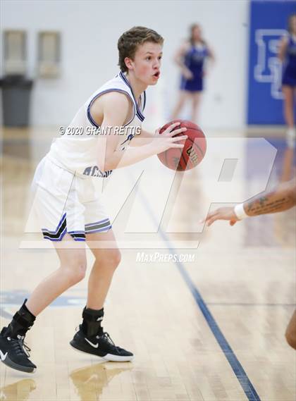Thumbnail 1 in Wythe vs. McCluer photogallery.