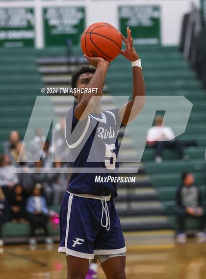 Thumbnail 3 in Fairmont vs St. Xavier photogallery.