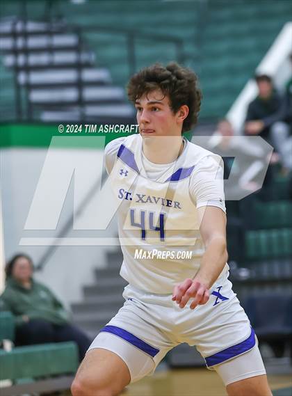 Thumbnail 2 in Fairmont vs St. Xavier photogallery.