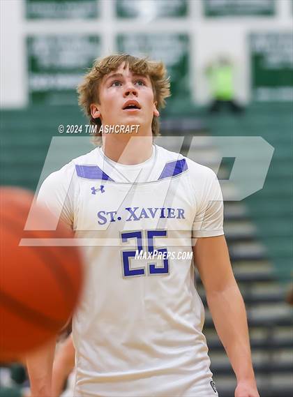 Thumbnail 3 in Fairmont vs St. Xavier photogallery.