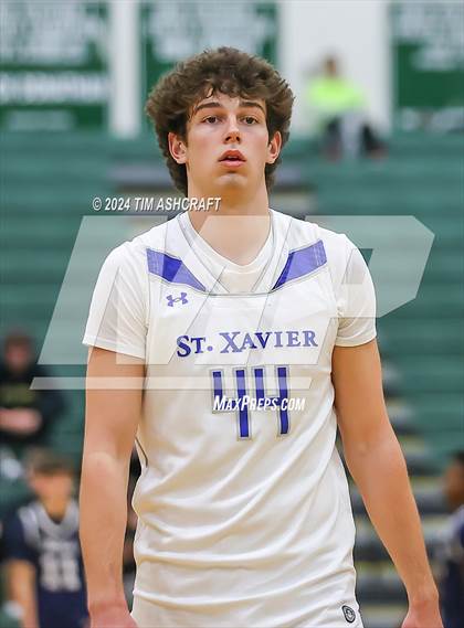 Thumbnail 3 in Fairmont vs St. Xavier photogallery.