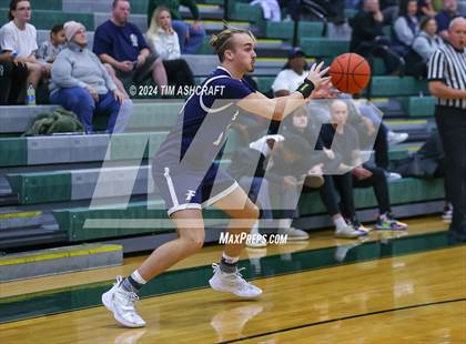 Thumbnail 3 in Fairmont vs St. Xavier photogallery.