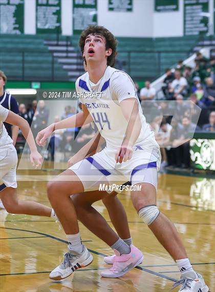 Thumbnail 3 in Fairmont vs St. Xavier photogallery.