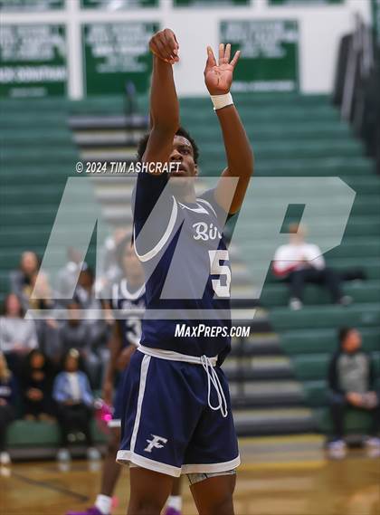 Thumbnail 2 in Fairmont vs St. Xavier photogallery.