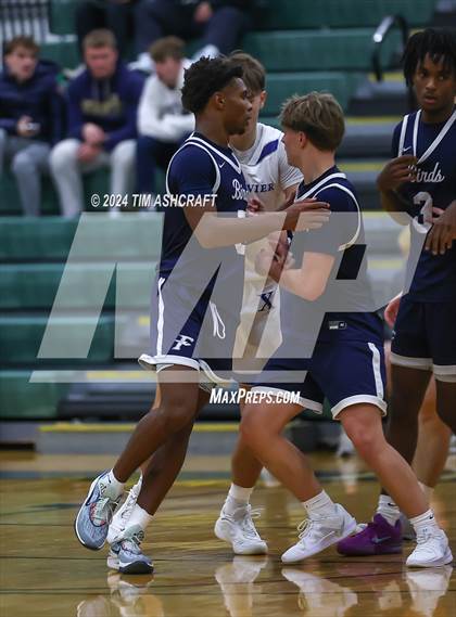 Thumbnail 3 in Fairmont vs St. Xavier photogallery.