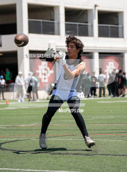 Thumbnail 3 in Holtville vs Poway (SDSU 7 on 7 Tournament) photogallery.