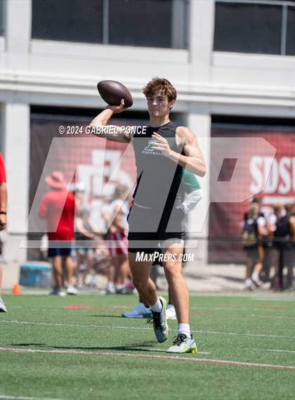 Thumbnail 1 in Holtville vs Poway (SDSU 7 on 7 Tournament) photogallery.