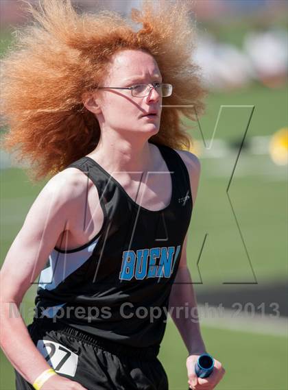 Thumbnail 1 in Ventura Invitational 4X800 Relay photogallery.