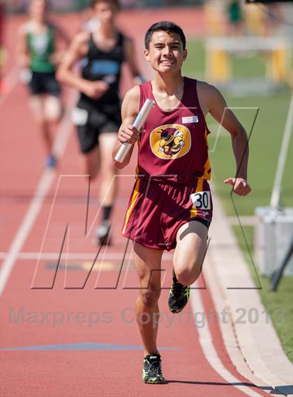 Thumbnail 1 in Ventura Invitational 4X800 Relay photogallery.