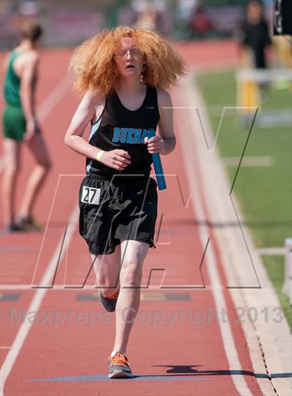 Thumbnail 2 in Ventura Invitational 4X800 Relay photogallery.