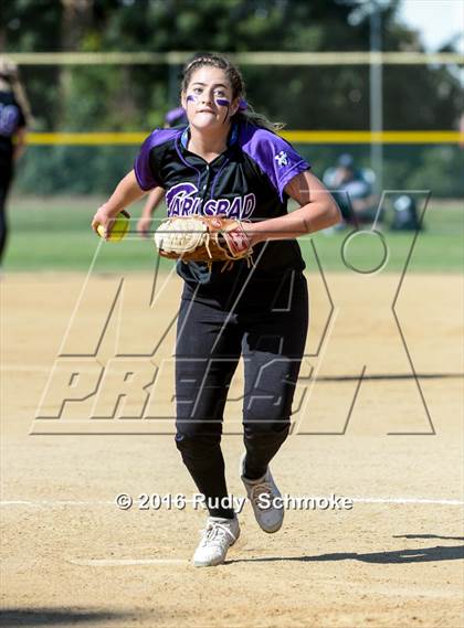 Thumbnail 3 in Patrick Henry vs. Carlsbad photogallery.
