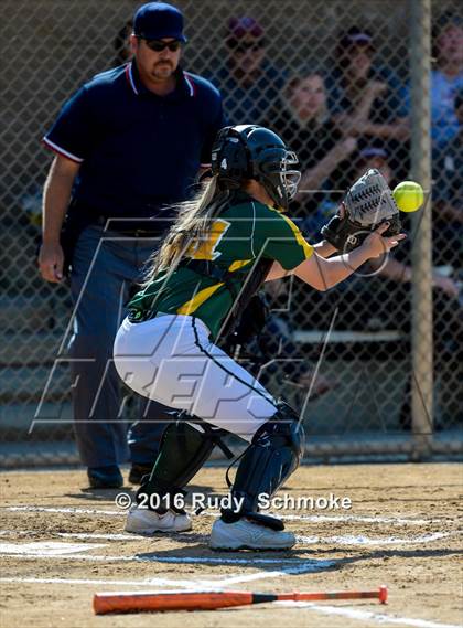 Thumbnail 2 in Patrick Henry vs. Carlsbad photogallery.