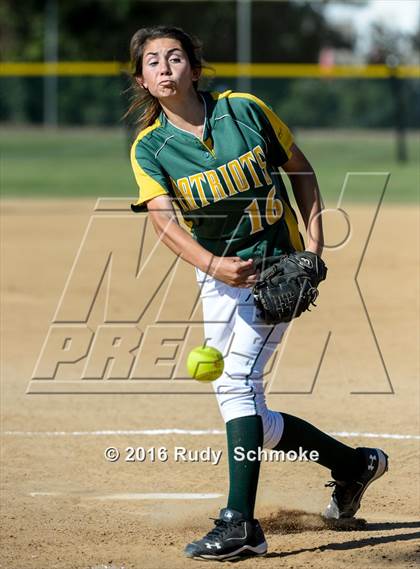 Thumbnail 3 in Patrick Henry vs. Carlsbad photogallery.
