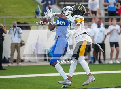 Thumbnail 1 in Forney @ Midlothian photogallery.