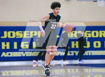 Thumbnail 2 in Franklin @ Gregori photogallery.
