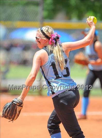Thumbnail 2 in Estrella Foothills vs. Empire (AIA D3 Quarterfinals) photogallery.