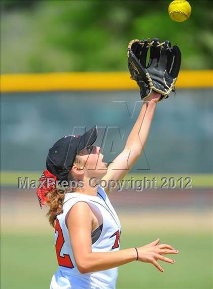 Thumbnail 3 in Estrella Foothills vs. Empire (AIA D3 Quarterfinals) photogallery.