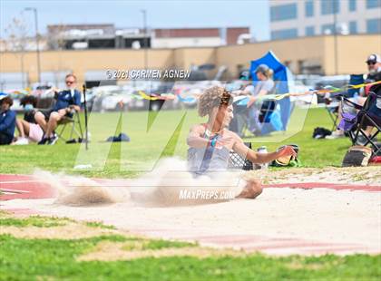 Thumbnail 2 in Bridgeland High School Invitational photogallery.