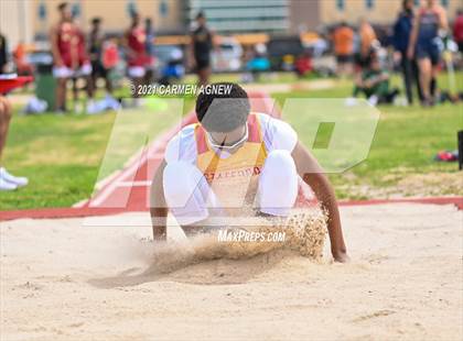 Thumbnail 2 in Bridgeland High School Invitational photogallery.
