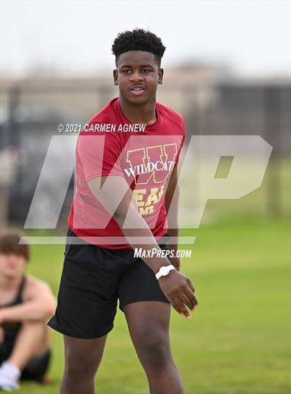 Thumbnail 3 in Bridgeland High School Invitational photogallery.
