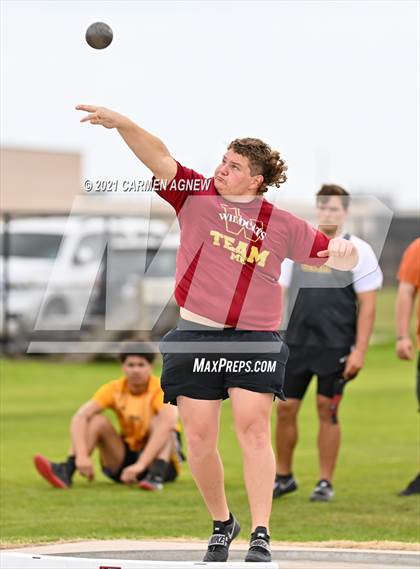 Thumbnail 2 in Bridgeland High School Invitational photogallery.