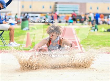 Thumbnail 3 in Bridgeland High School Invitational photogallery.