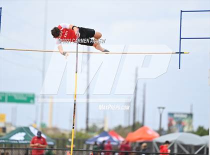 Thumbnail 1 in Bridgeland High School Invitational photogallery.