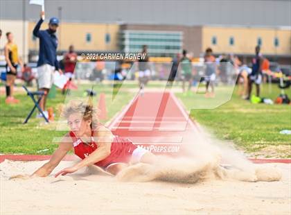 Thumbnail 1 in Bridgeland High School Invitational photogallery.