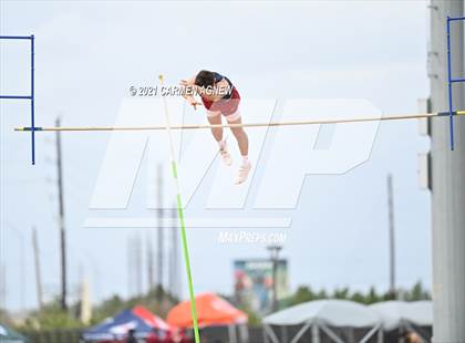 Thumbnail 3 in Bridgeland High School Invitational photogallery.